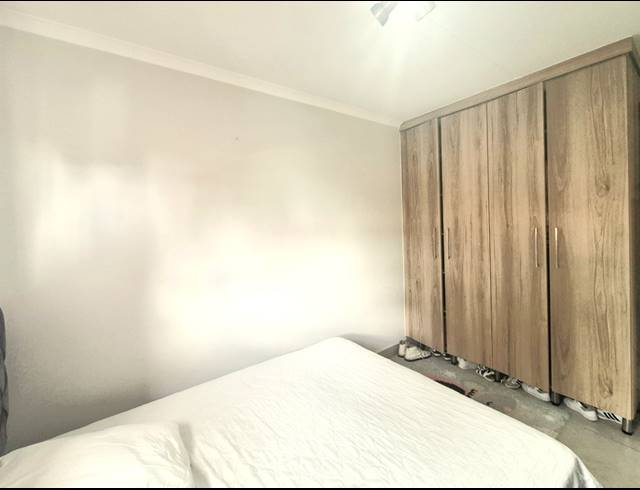 3 BEDROOM APARTMENT FOR SALE IN MODDERFONTEIN
